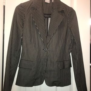 Pinstripe blazer stretch material like new